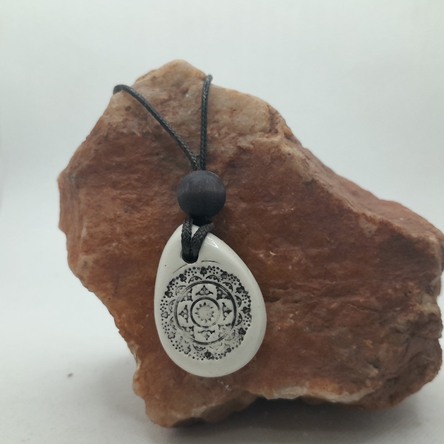 Etched Diffuser Necklace – Handmade