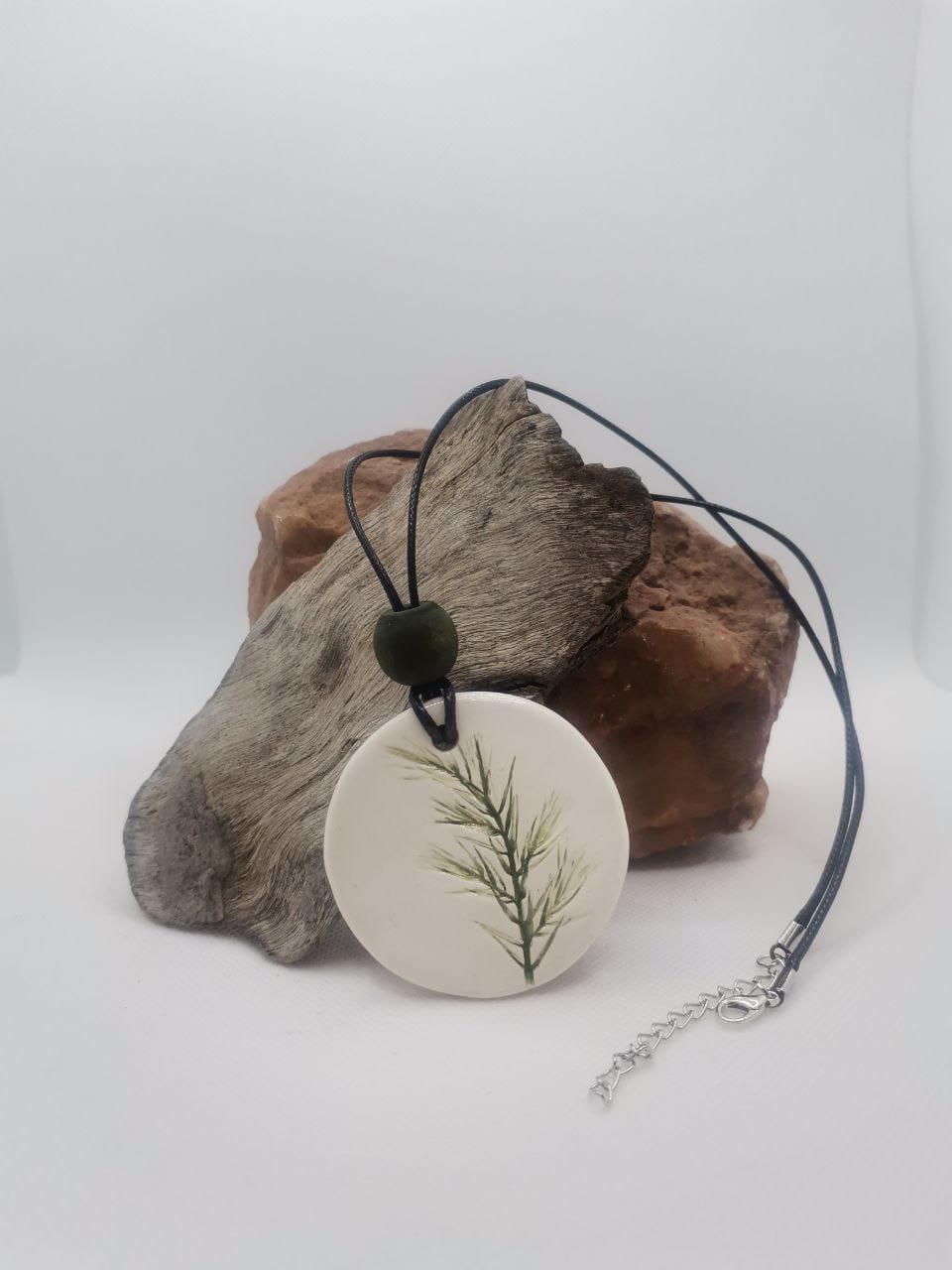 Evergreen Sprig Diffuser Necklace – Handmade